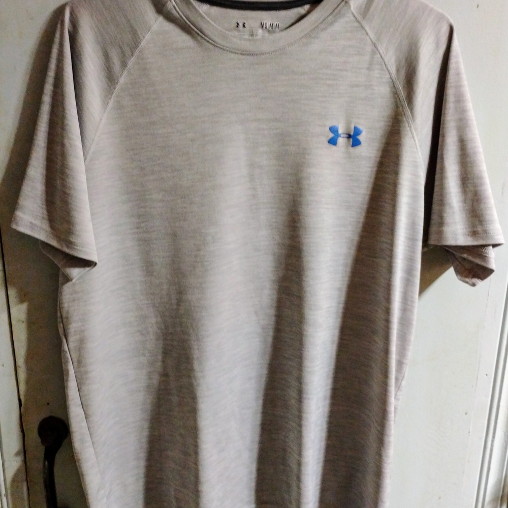 Under Armour Men's Gray Short Sleeve Tee